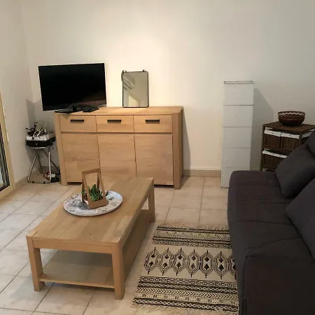 Apartamento Studio Aux Jardins De L'uzege Uzès